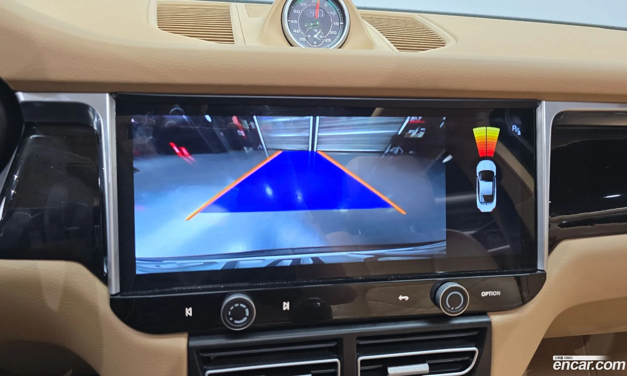 Porsche Macan 2015 WP1AD2953GLB60870 — 13