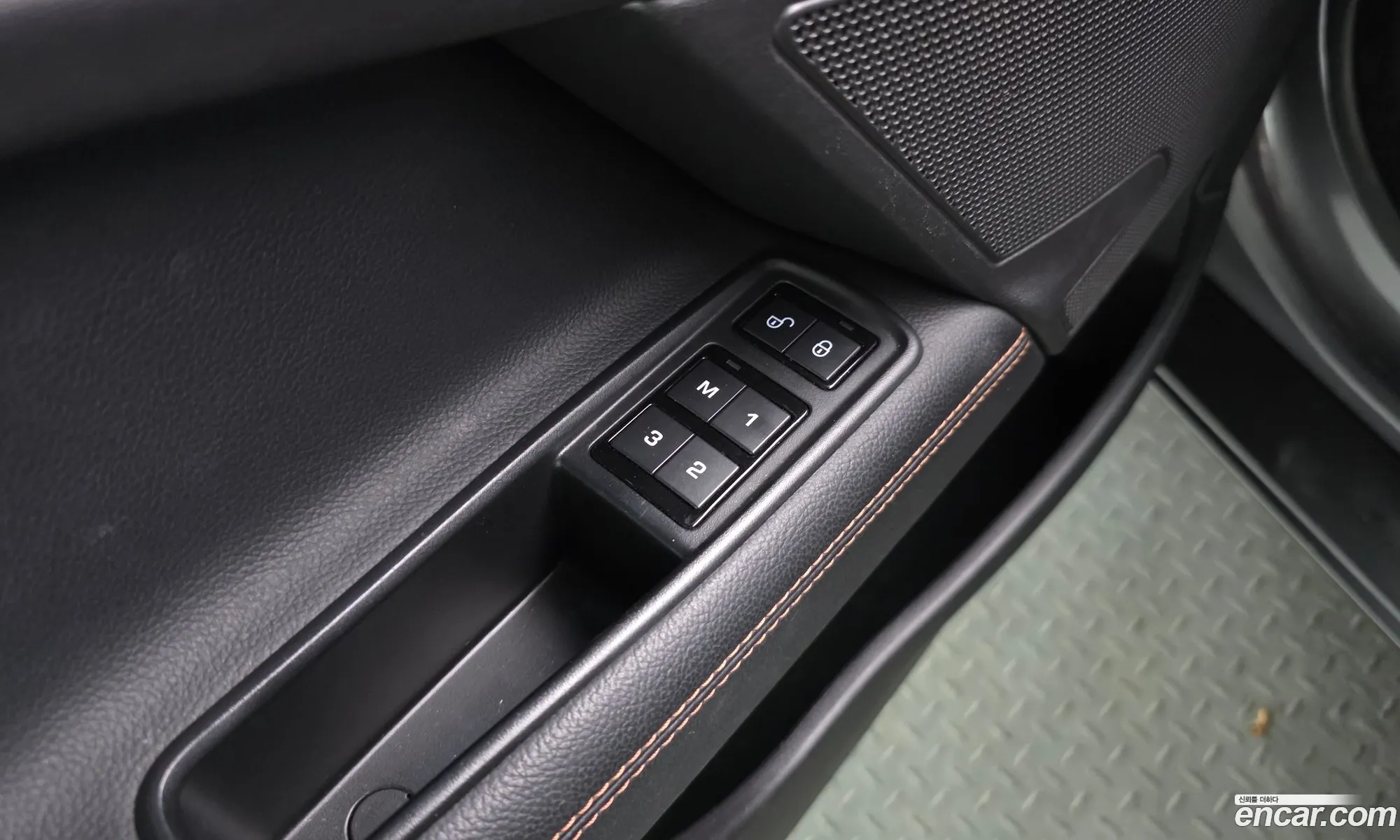 Jaguar XE 2018 SAJAB4BNXJCP34452 — 14