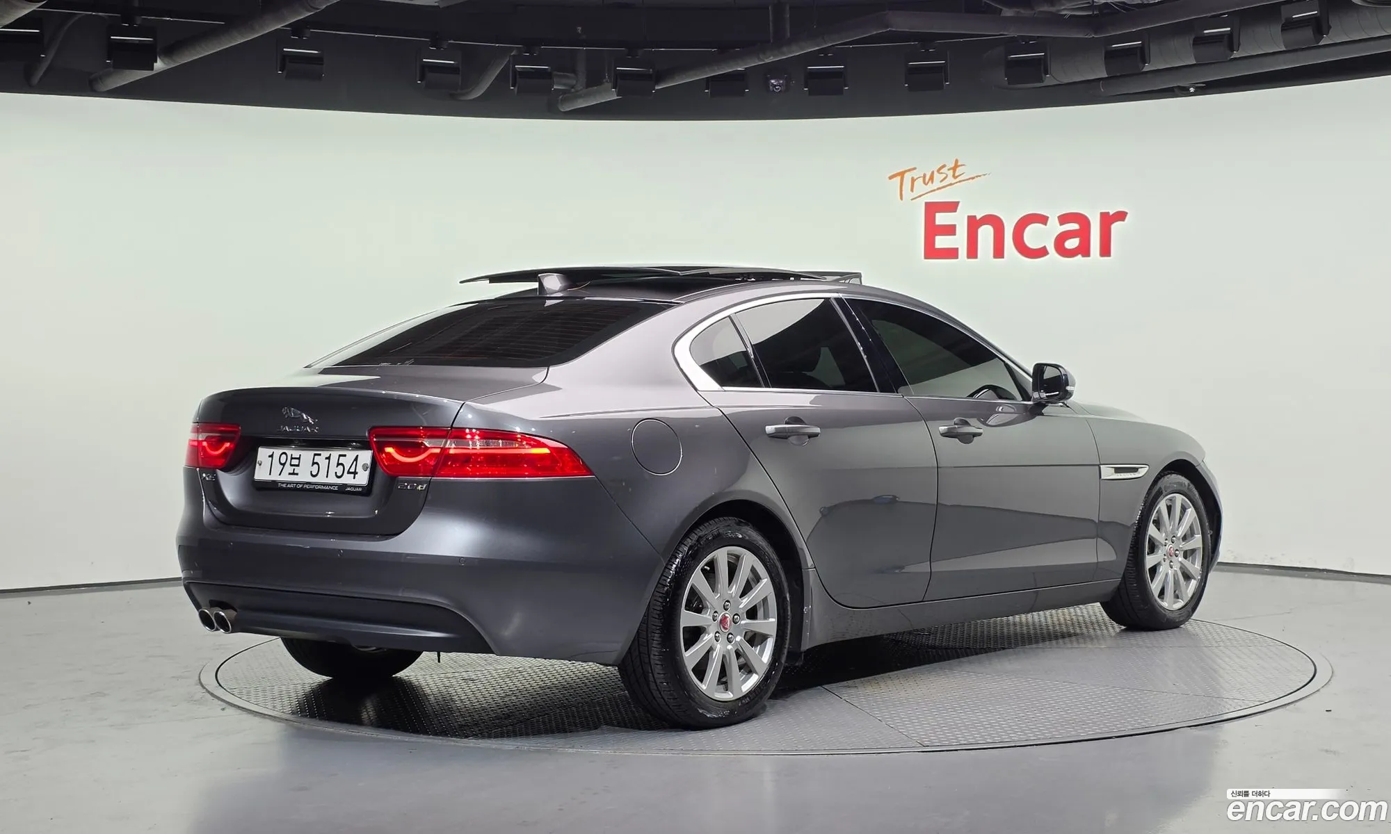 Jaguar XE 2018 SAJAB4BNXJCP34452 — 7