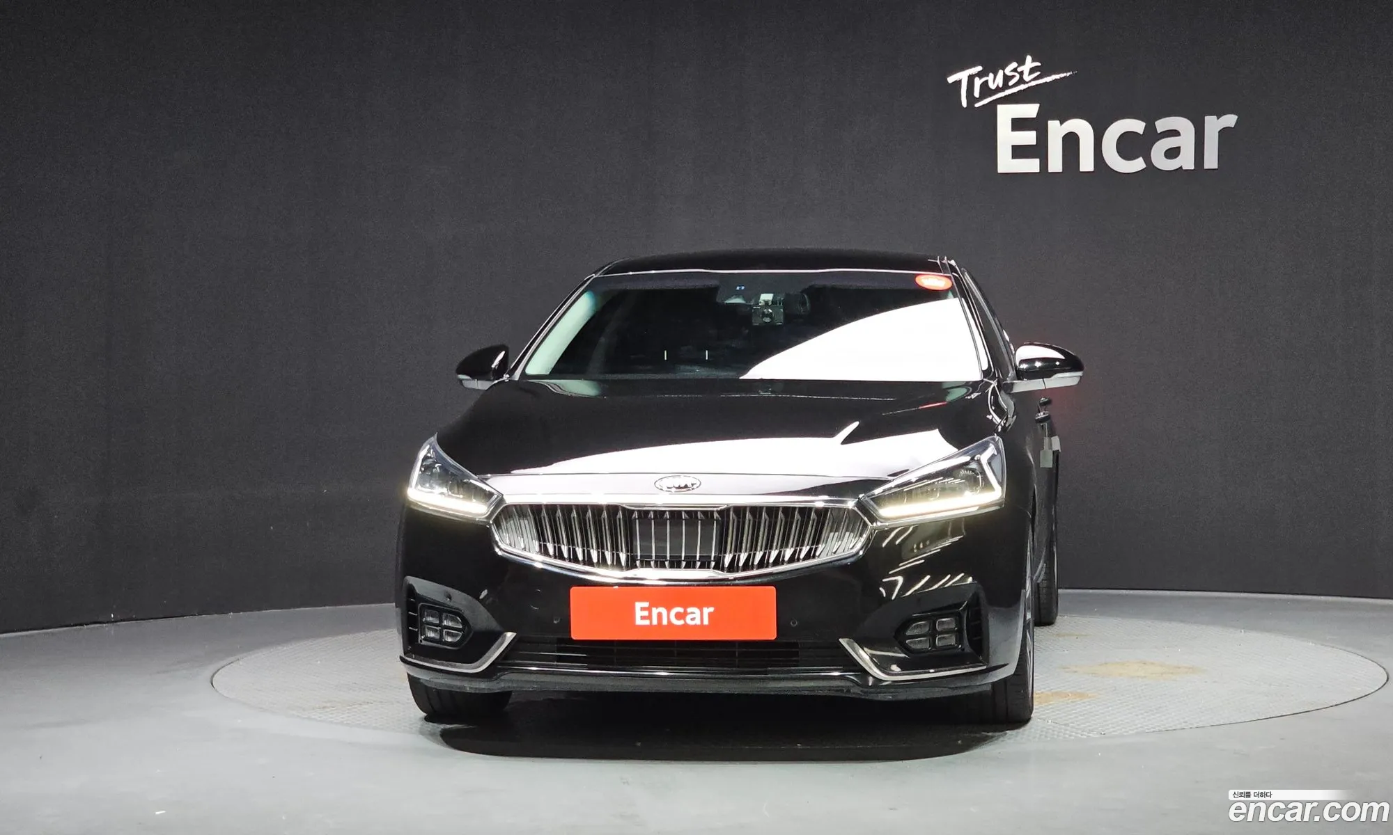 Kia K7 2019 — 2
