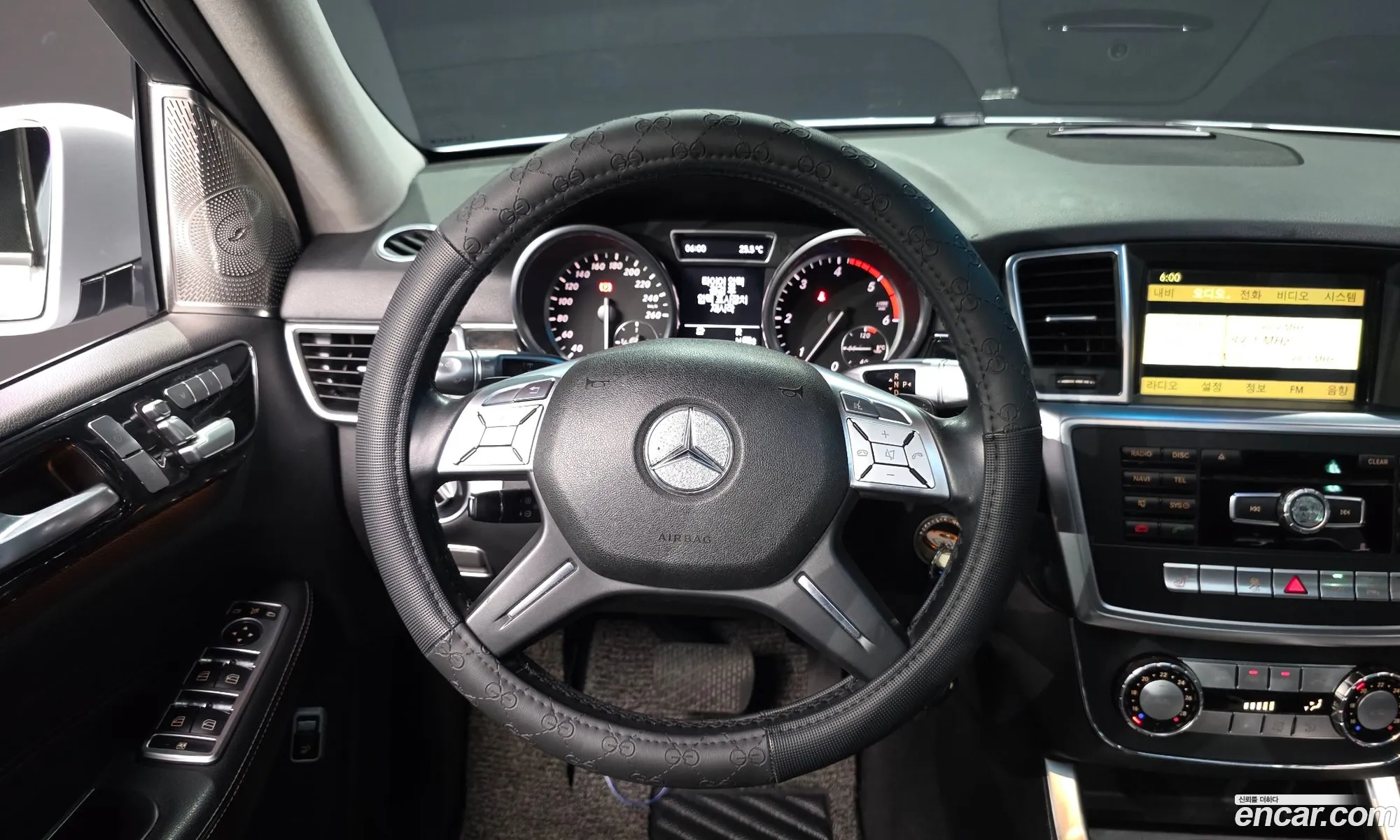 Mercedes-Benz M-Class W166 2012 — 12