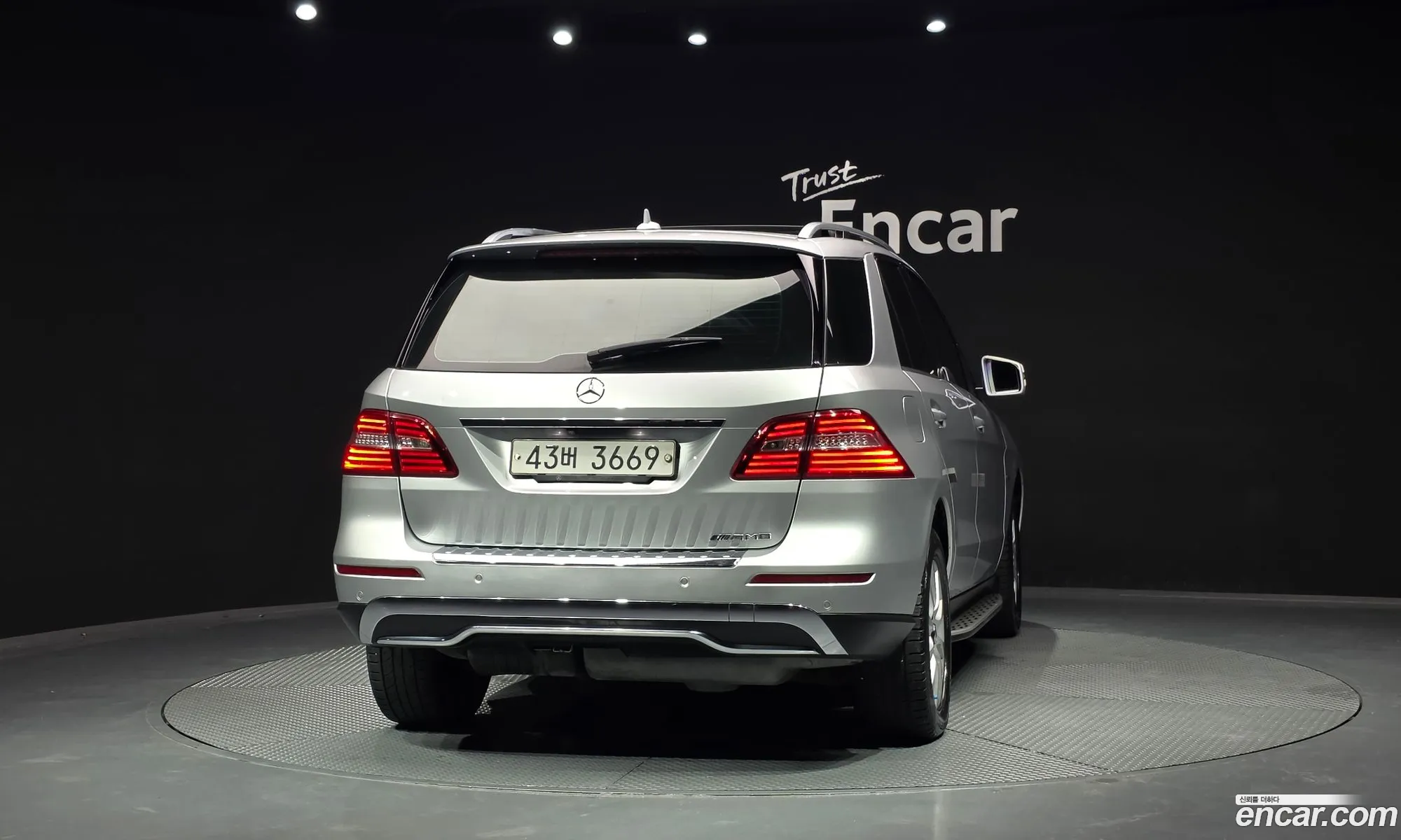 Mercedes-Benz M-Class W166 2012 — 13