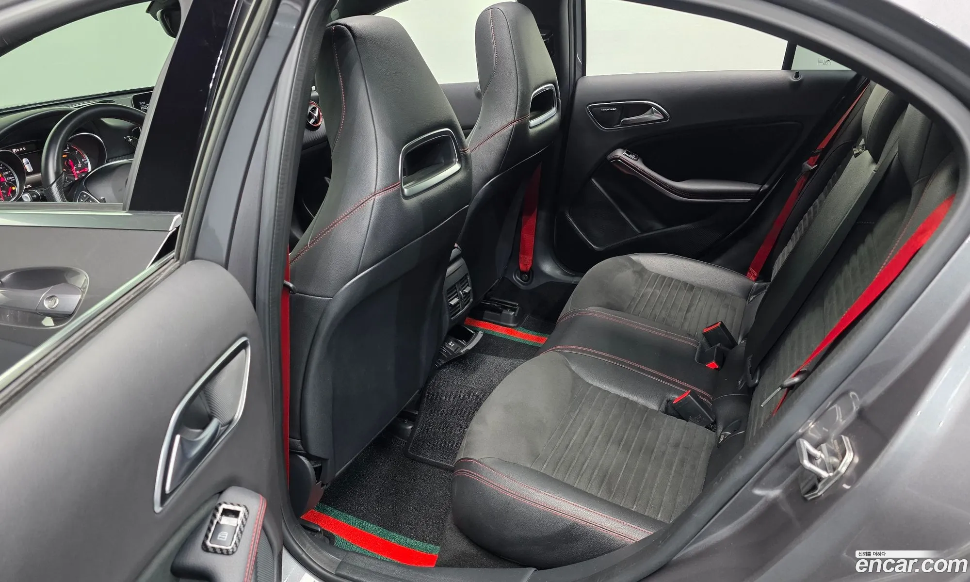Mercedes-Benz A-Class W176 2018 — 10