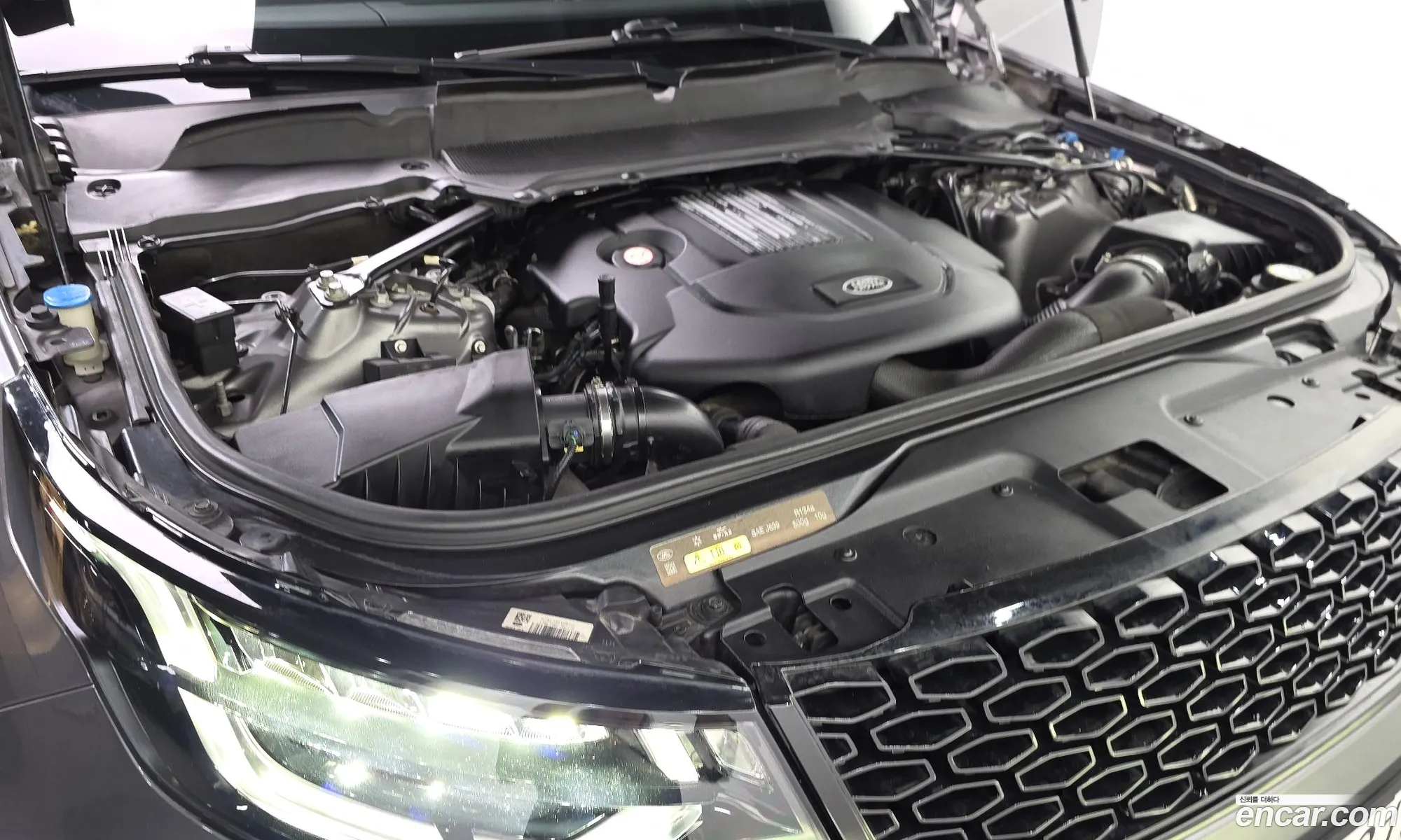 Land Rover Discovery 5 2019 — 17