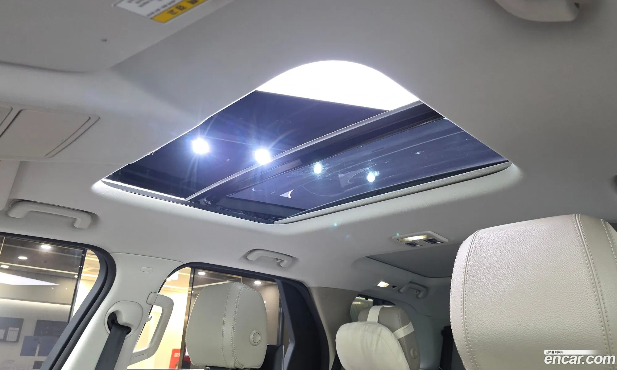Land Rover Discovery 5 2019 — 34