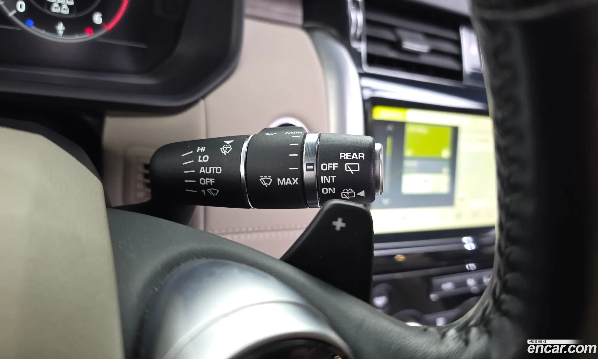 Land Rover Discovery 5 2019 — 30