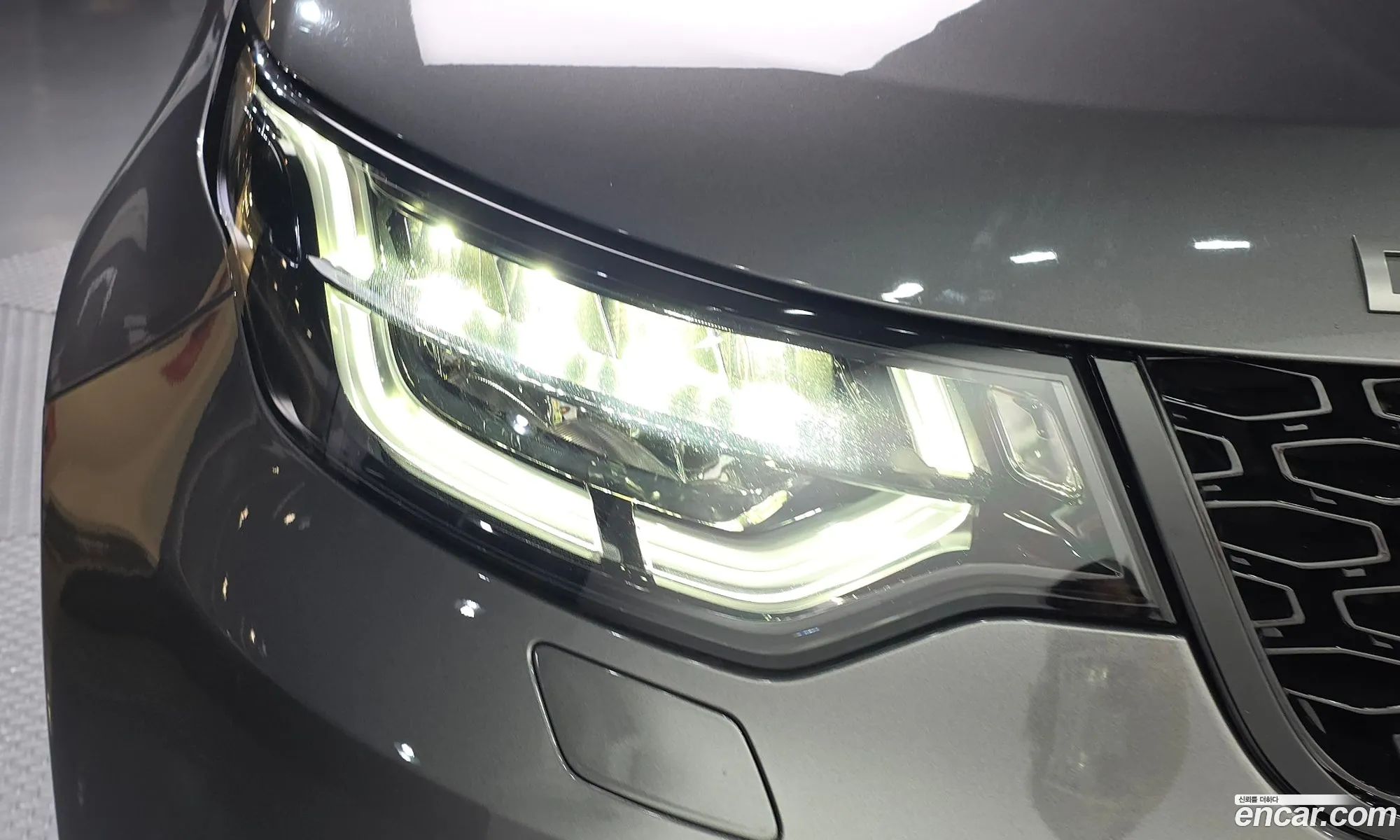 Land Rover Discovery 5 2019 — 28