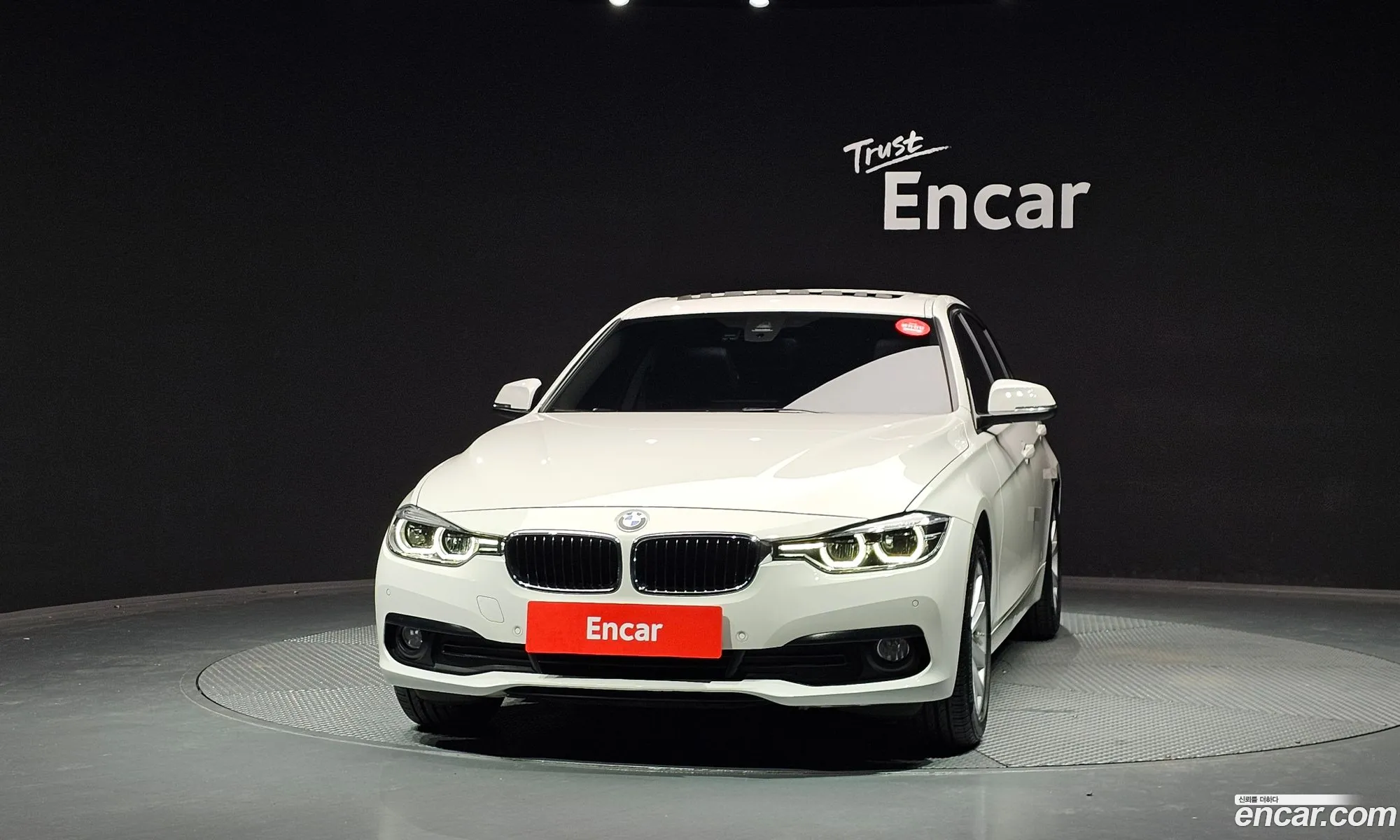 BMW 3 Series 2018 WBA8C510XJK734203 — 3