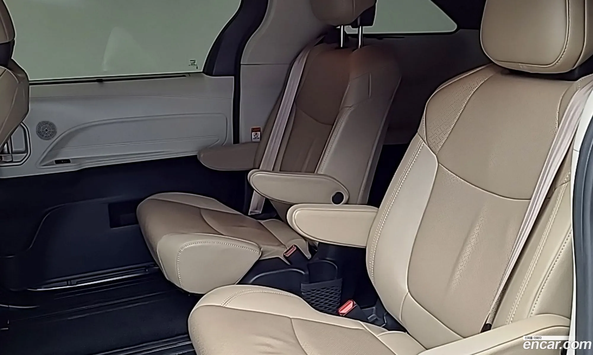 Toyota Sienna 2021 — 10