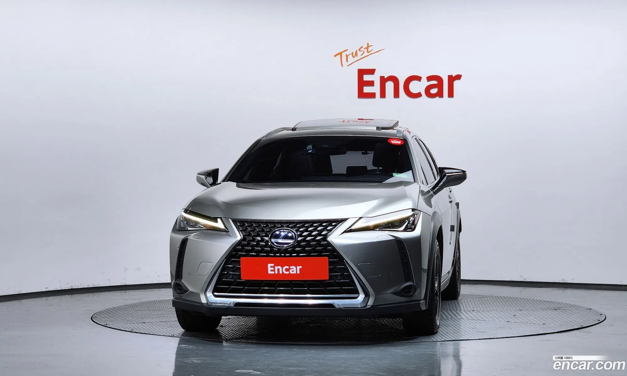Lexus UX250h 2019 JTHY6JBH9K2008985 — 10
