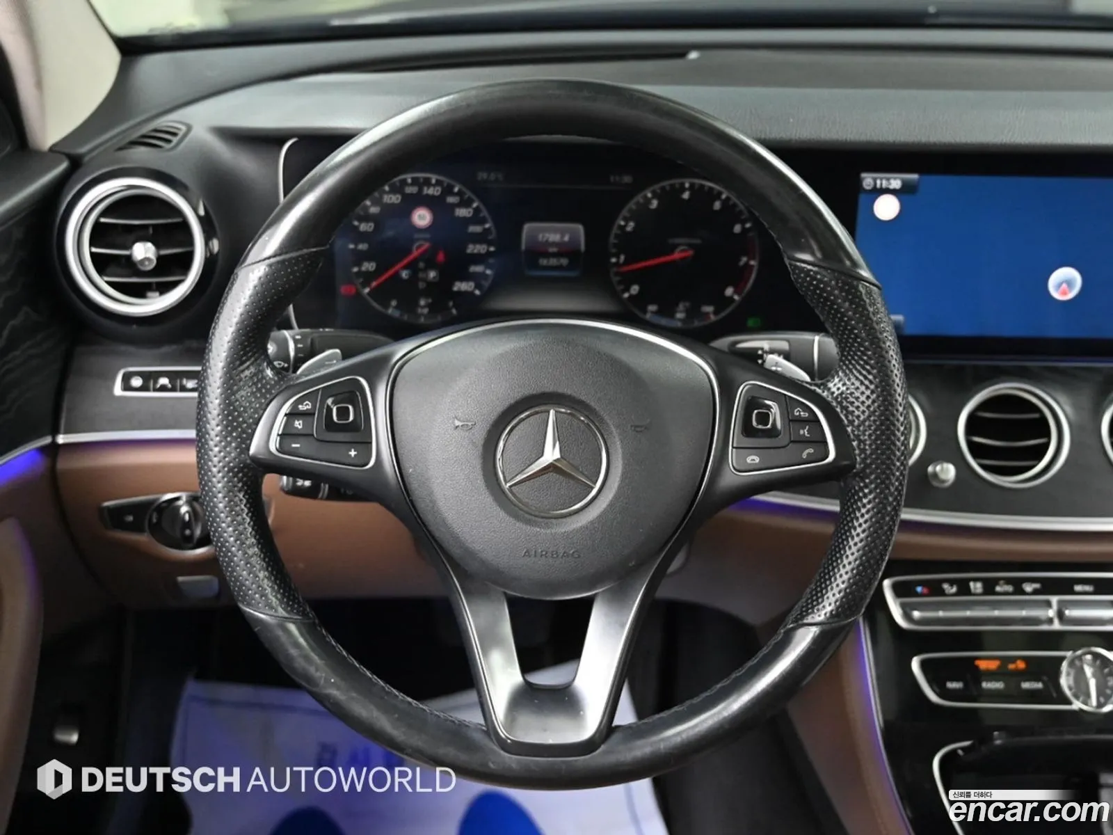 Mercedes-Benz E-Class W213 2016 — 13