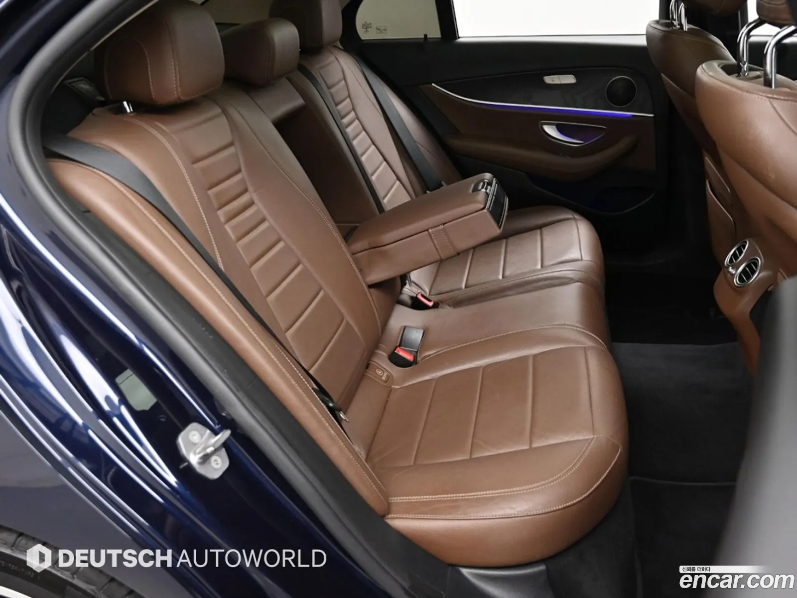 Mercedes-Benz E-Class W213 2016 — 14