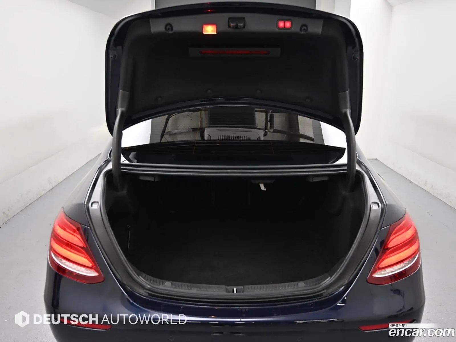 Mercedes-Benz E-Class W213 2016 — 5