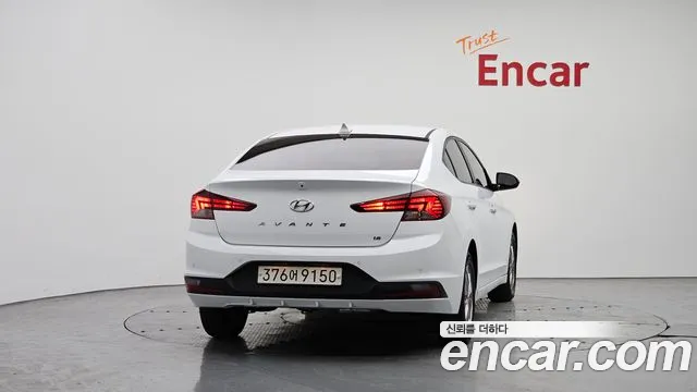 Hyundai Elantra AD 2020 — 3