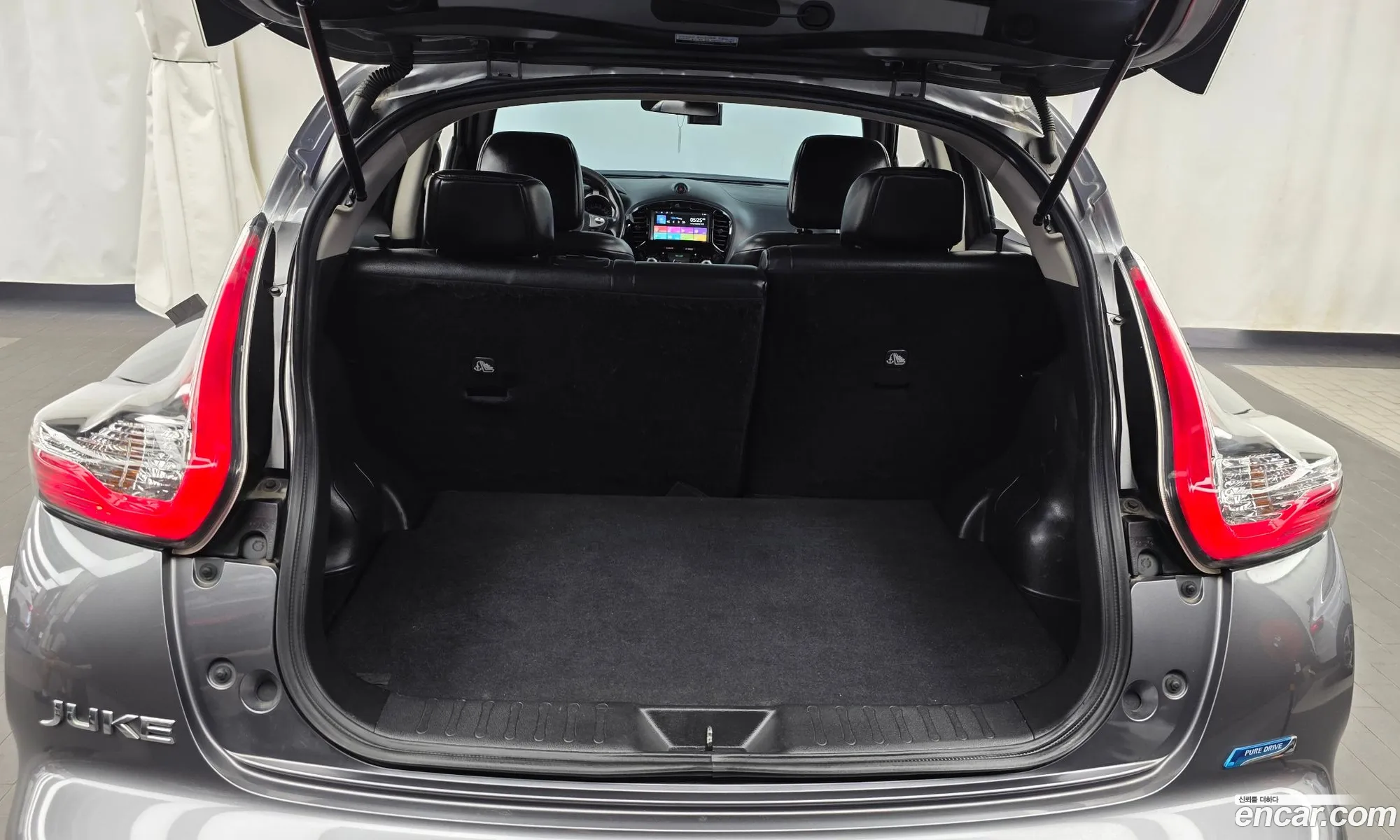 Nissan Juke 2017 JN1AF58E5HT180167 — 17