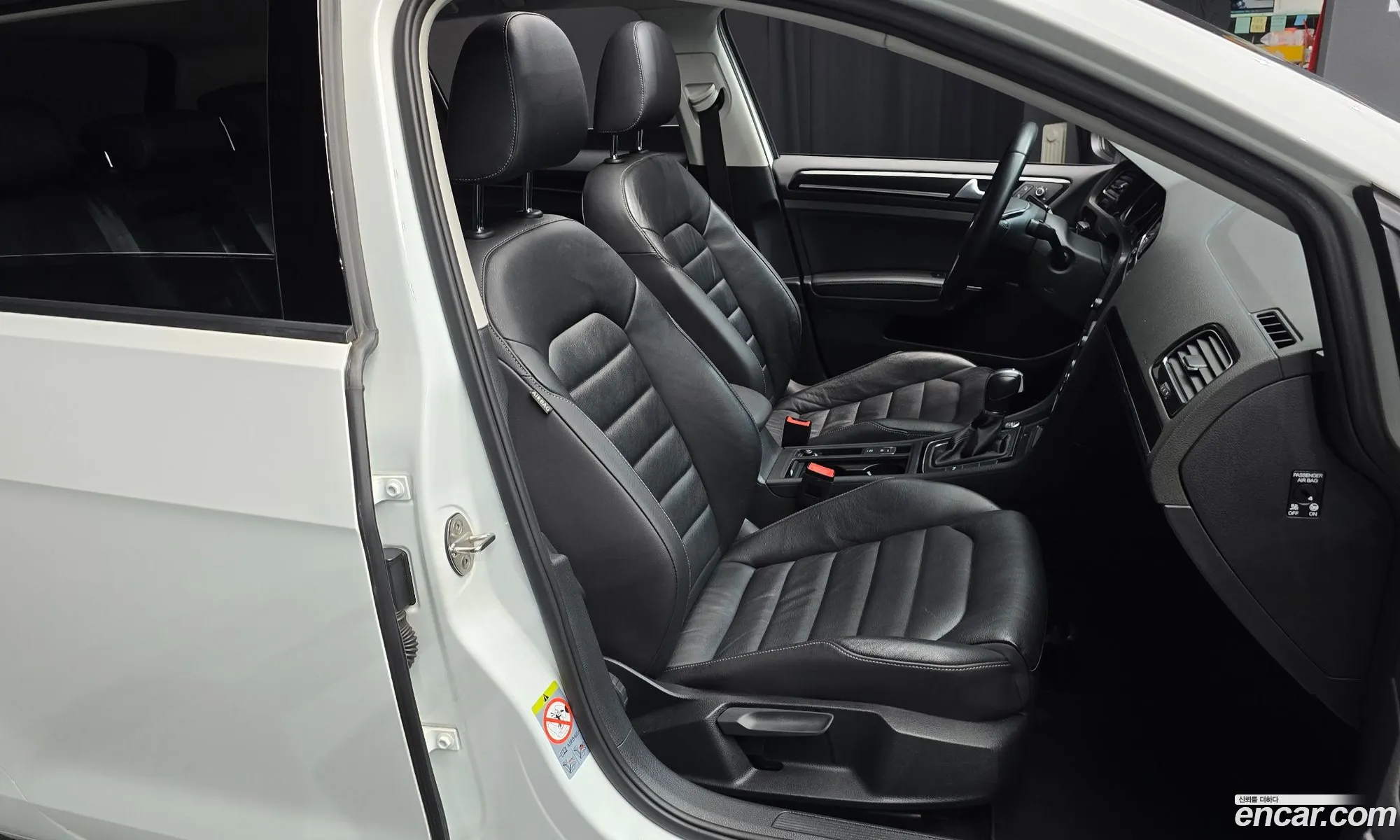 Volkswagen Golf 7th Gen 2014 — 4