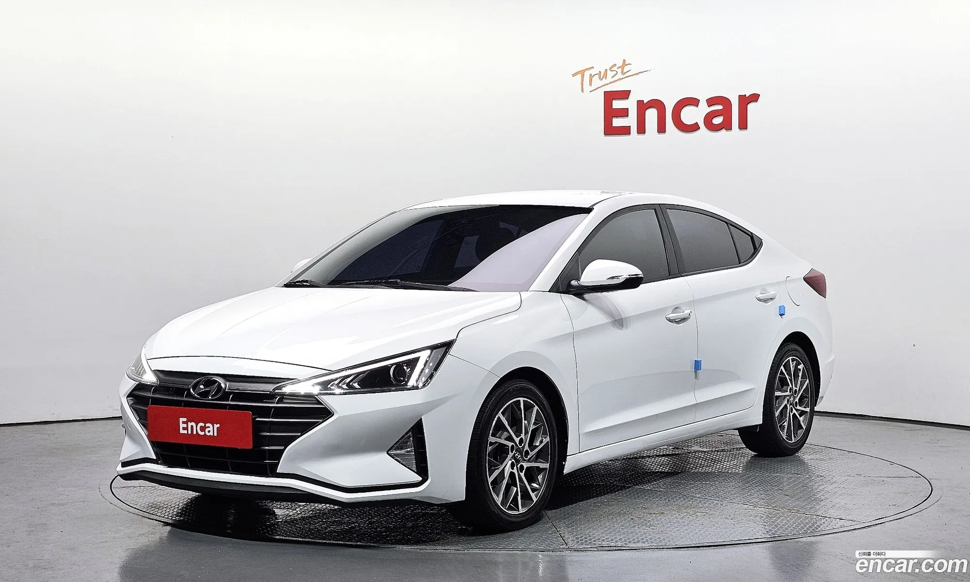 Hyundai Elantra AD 2019 — 4