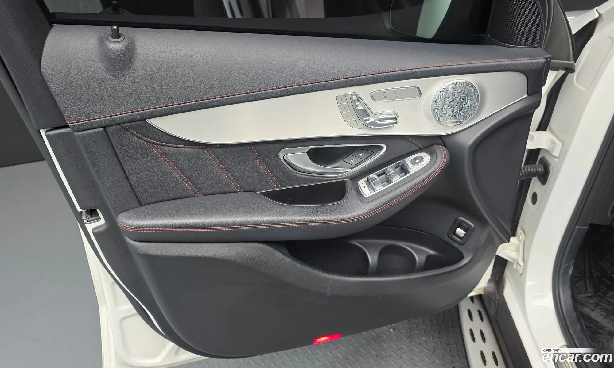 Mercedes-Benz GLC-Class X253 2018 — 30