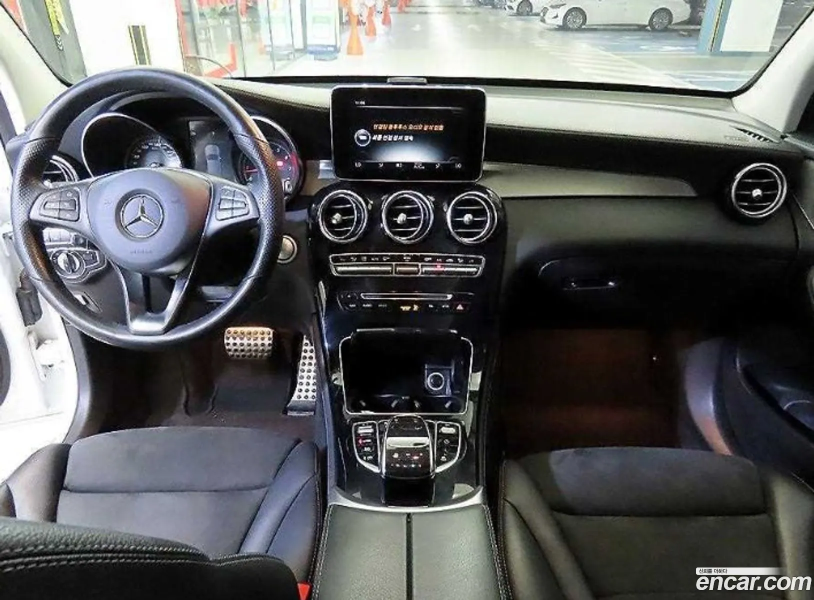 Mercedes-Benz GLC-Class X253 2019 — 19