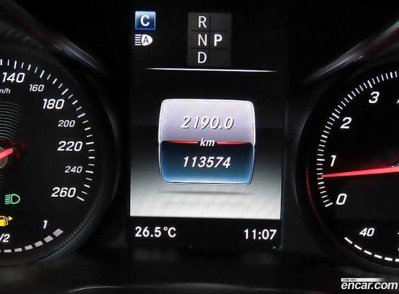Mercedes-Benz GLC-Class X253 2019 — 17