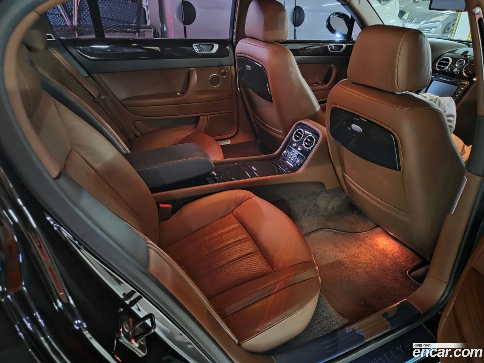 Bentley Flying Spur 2011 — 9