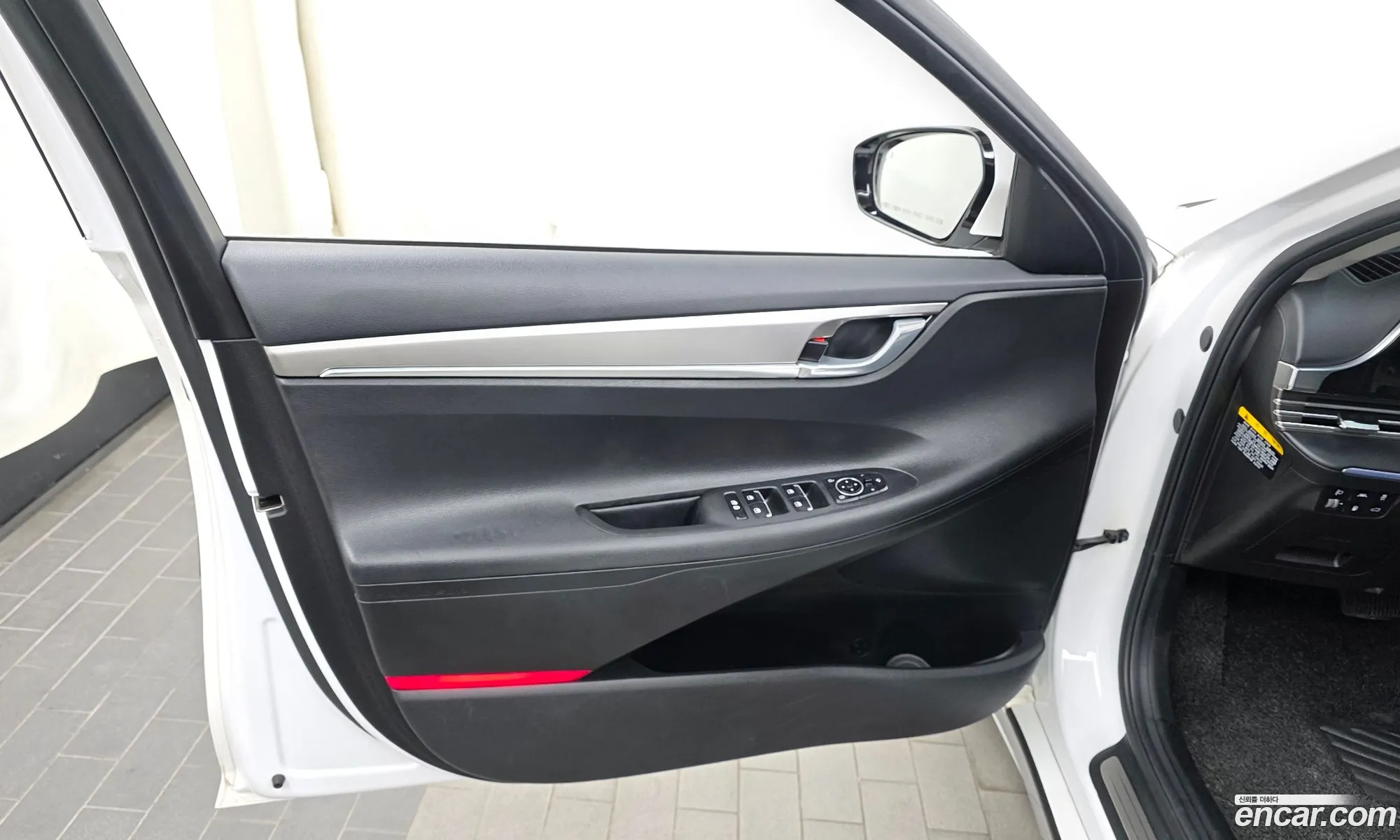 Hyundai Grandeur IG 2020 — 28