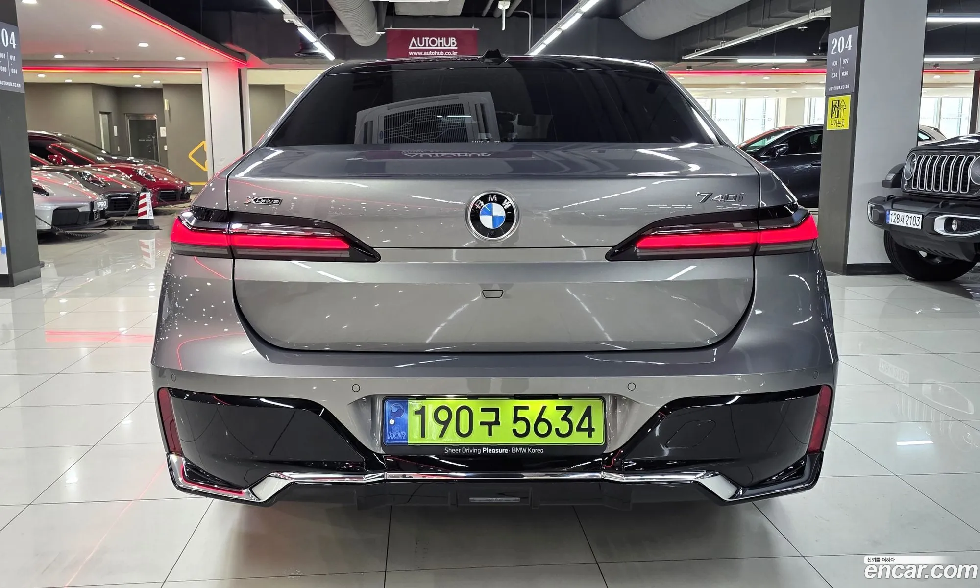 BMW 7 Series 2024 — 11