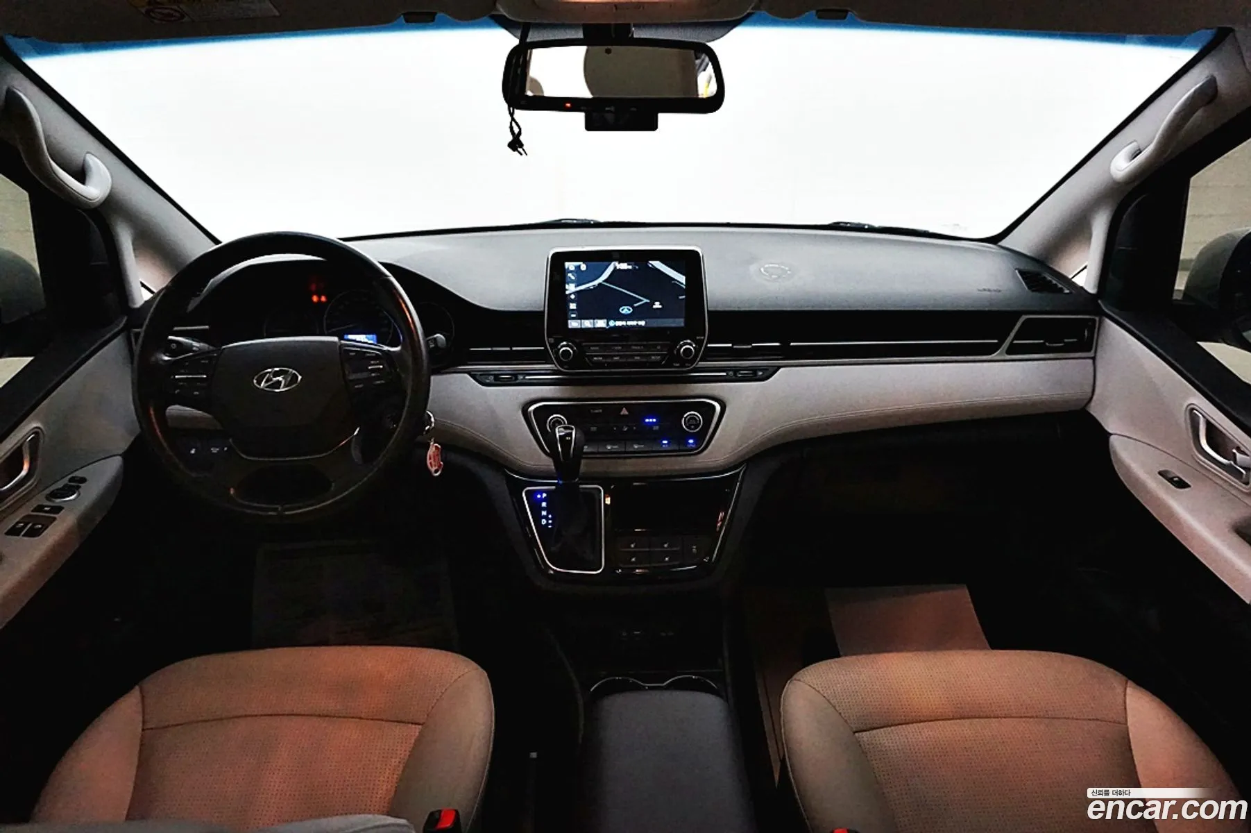 Hyundai Grand Starex 2019 — 2