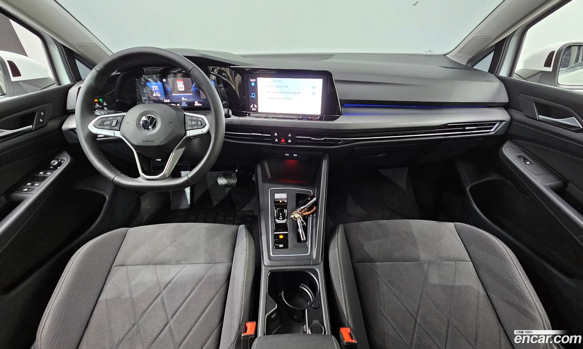 Volkswagen Golf 8th Gen 2022 — 11