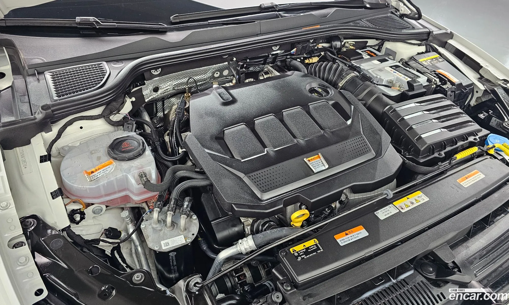 Volkswagen Golf 8th Gen 2022 — 17