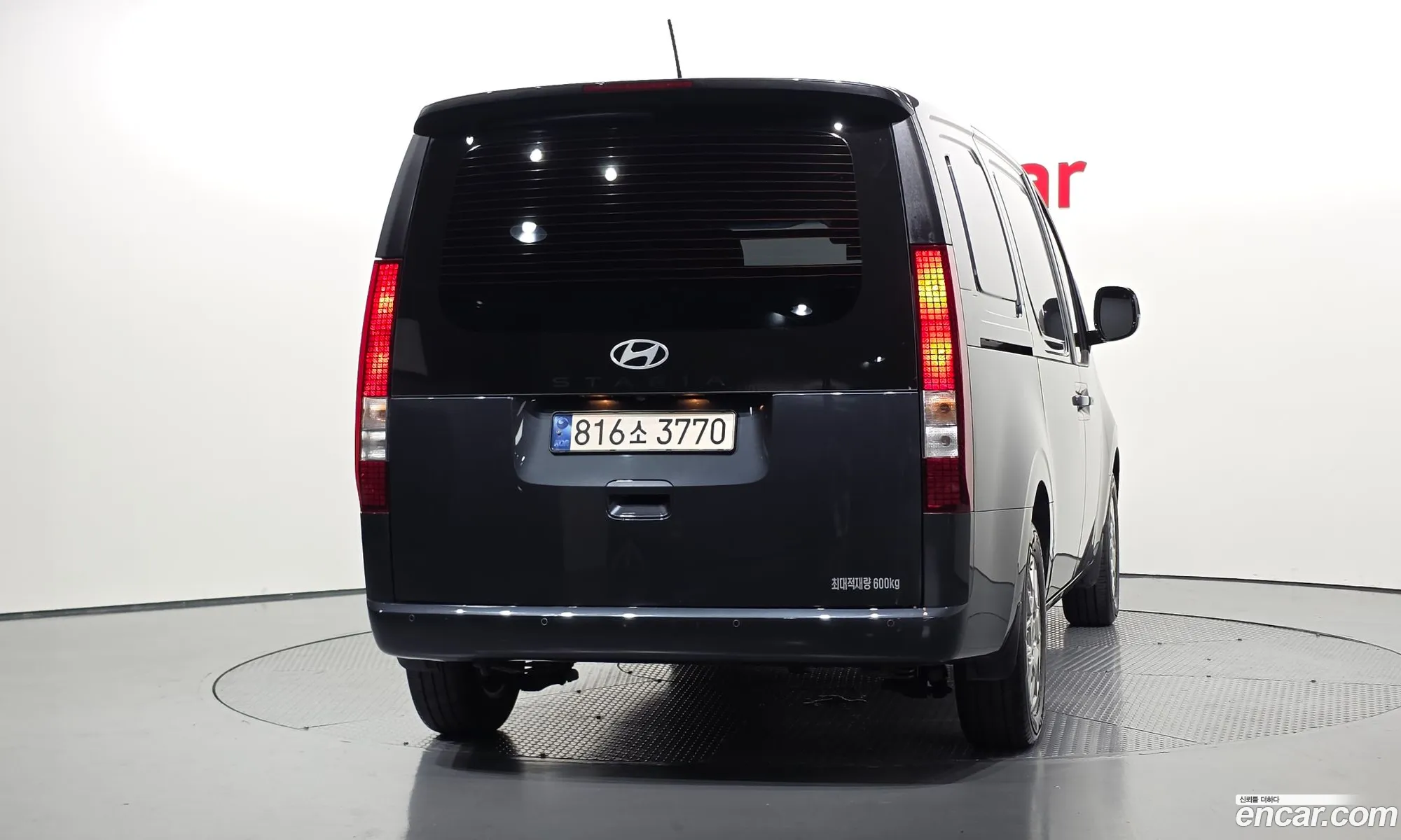 Hyundai Staria 2024 — 3