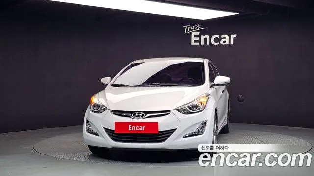 Hyundai Elantra 2015 — 2