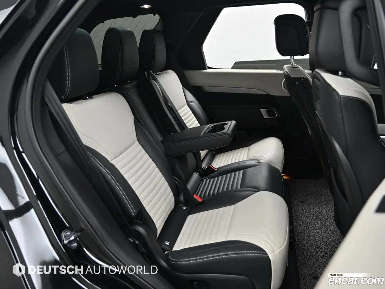 Land Rover Discovery 5 2022 — 12