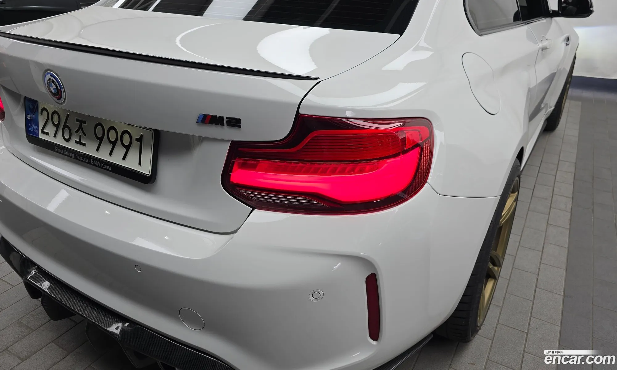 BMW M2 2017 WBS1H9107H7A18316 — 7