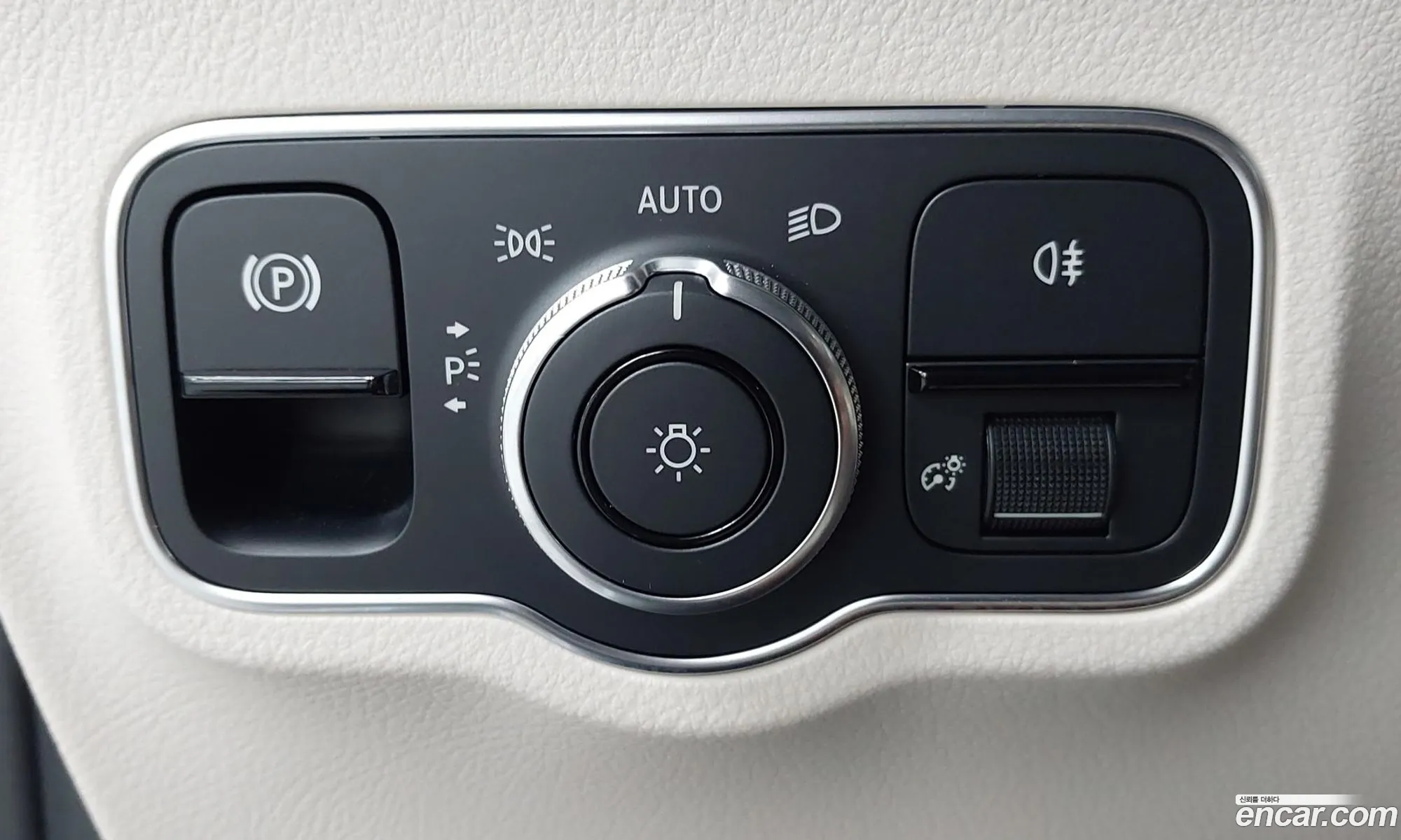 Mercedes-Benz EQA H243 2025 — 12
