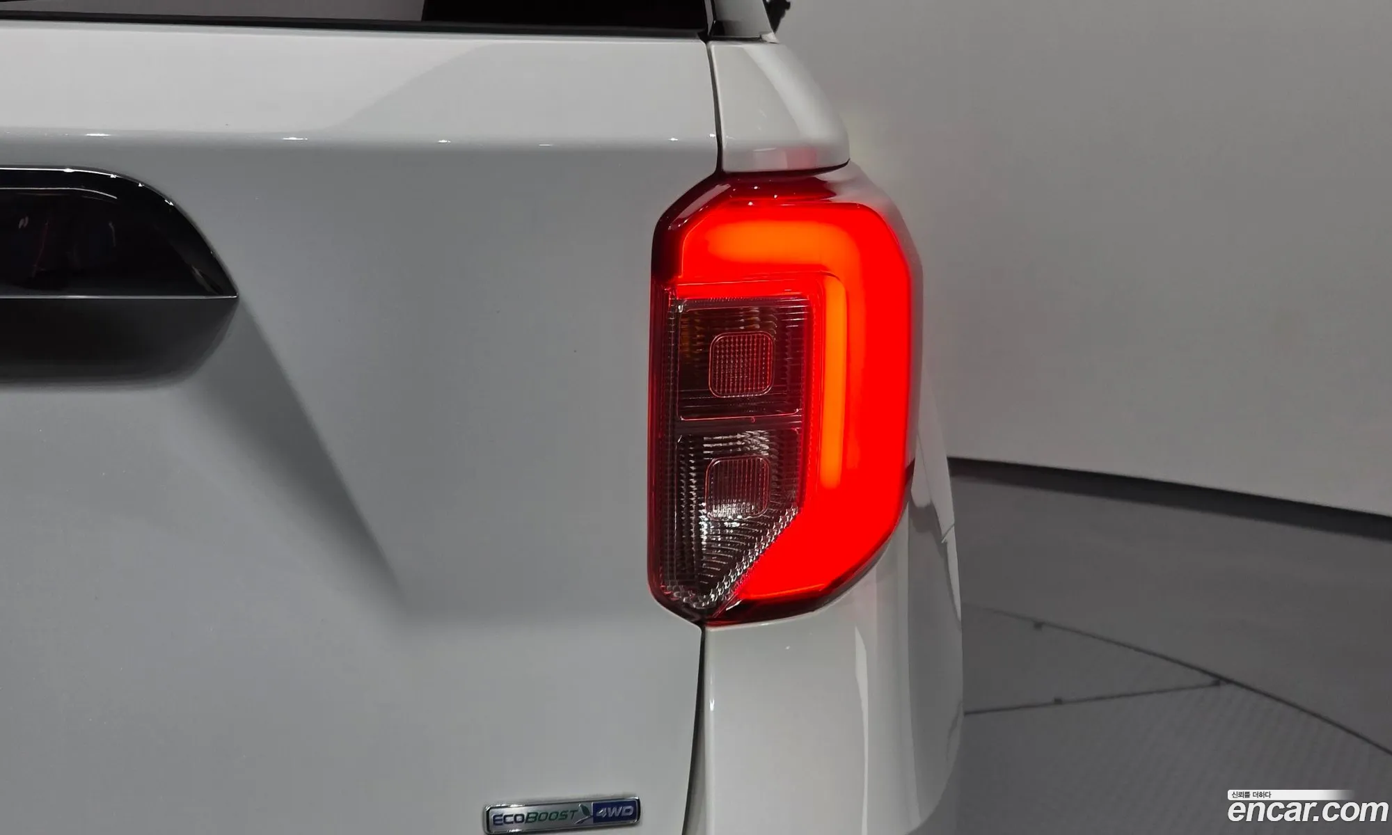 Ford Explorer 6th Gen 2020 1FMSK8FH9LGC69961 — 18