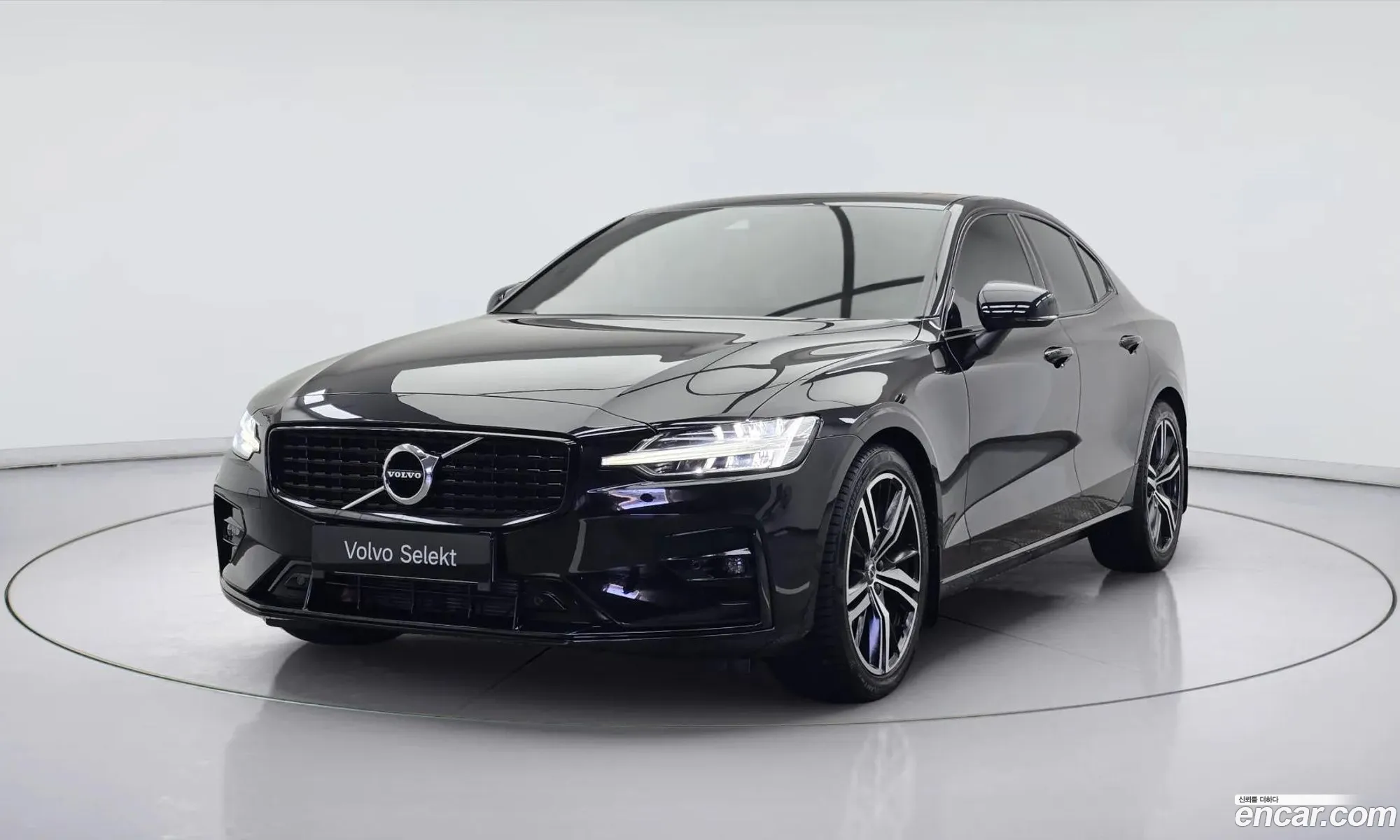 Volvo S60 2022 — 17
