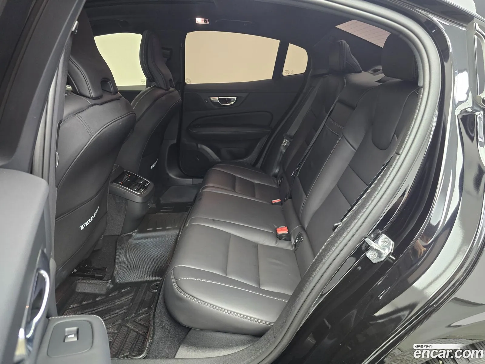 Volvo S60 2022 — 15
