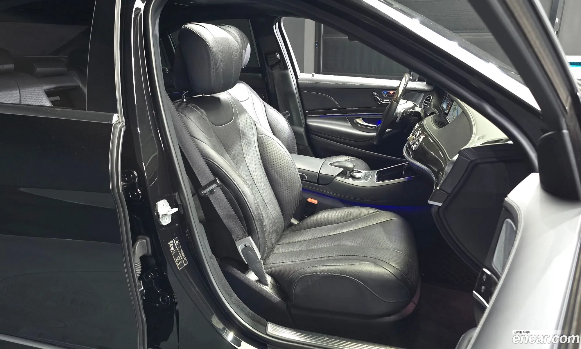 Mercedes-Benz S-Class W222 2016 WDDUF3DB2GA255353 — 19