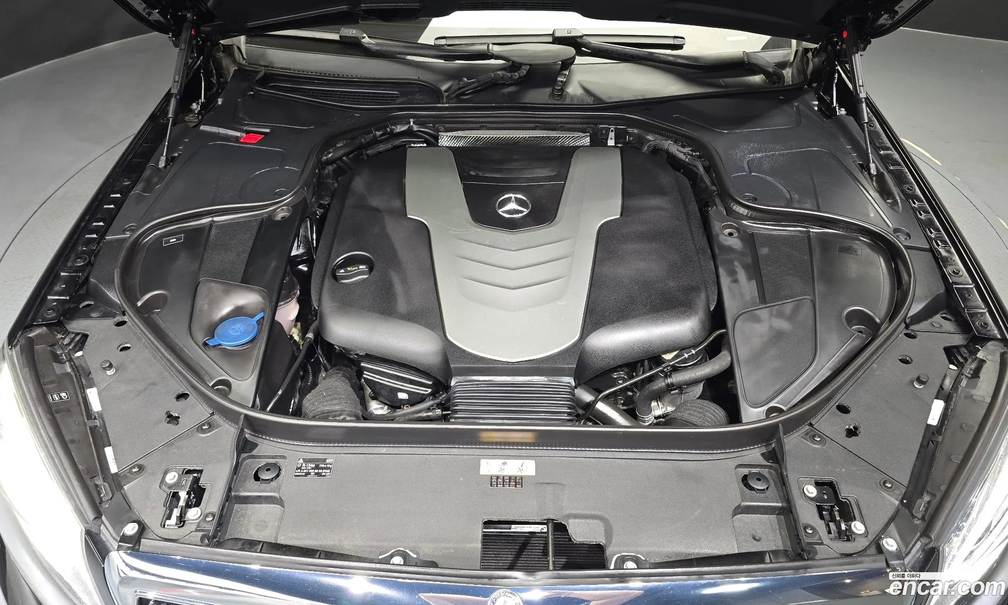 Mercedes-Benz S-Class W222 2016 WDDUF3DB2GA255353 — 2