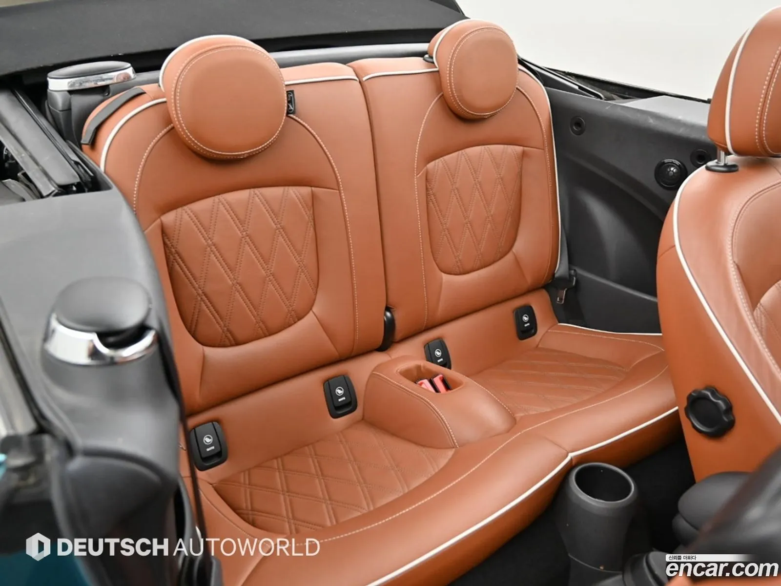 Mini Cooper S Convertible 2019 — 17