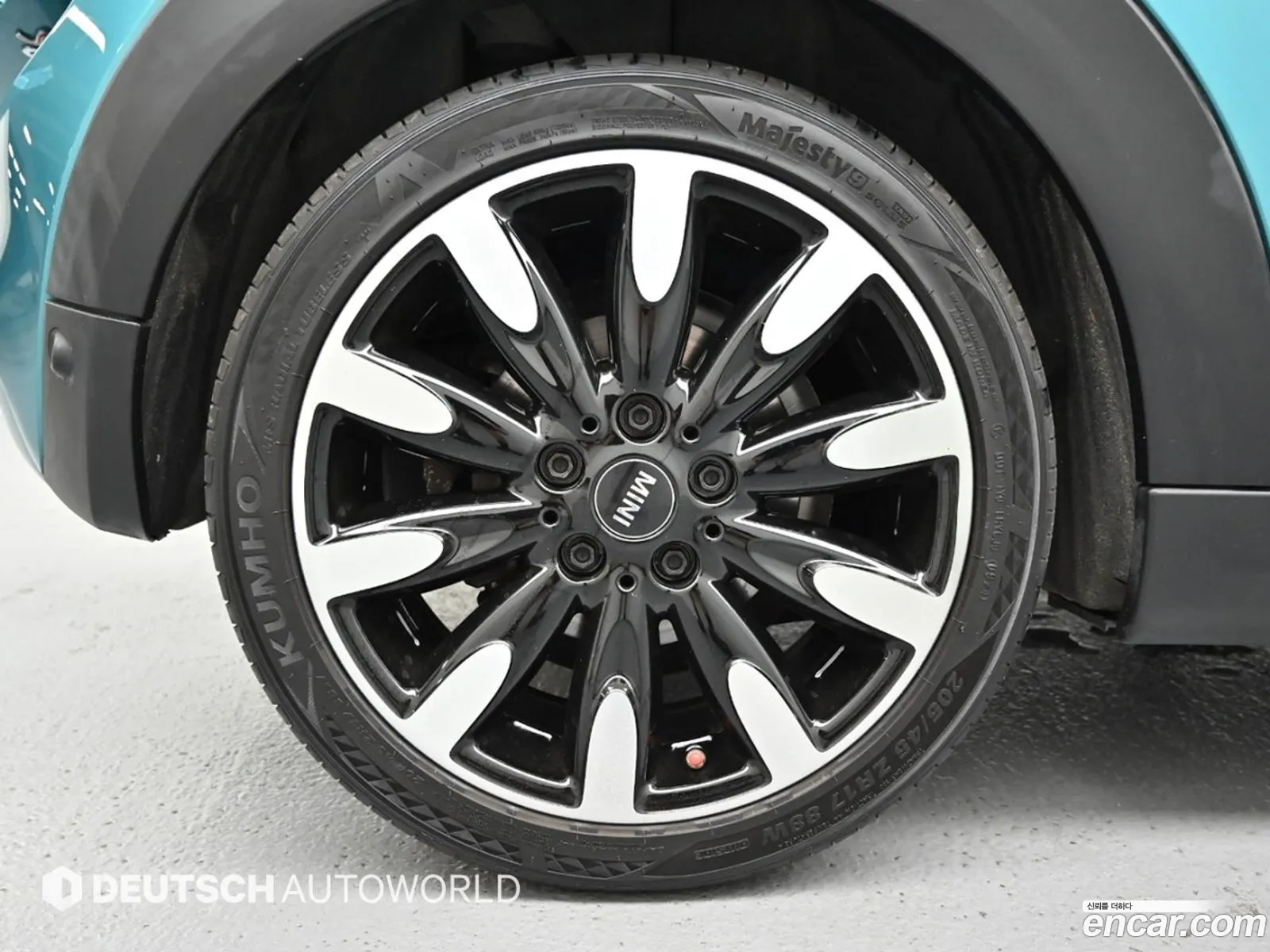 Mini Cooper S Convertible 2019 — 11