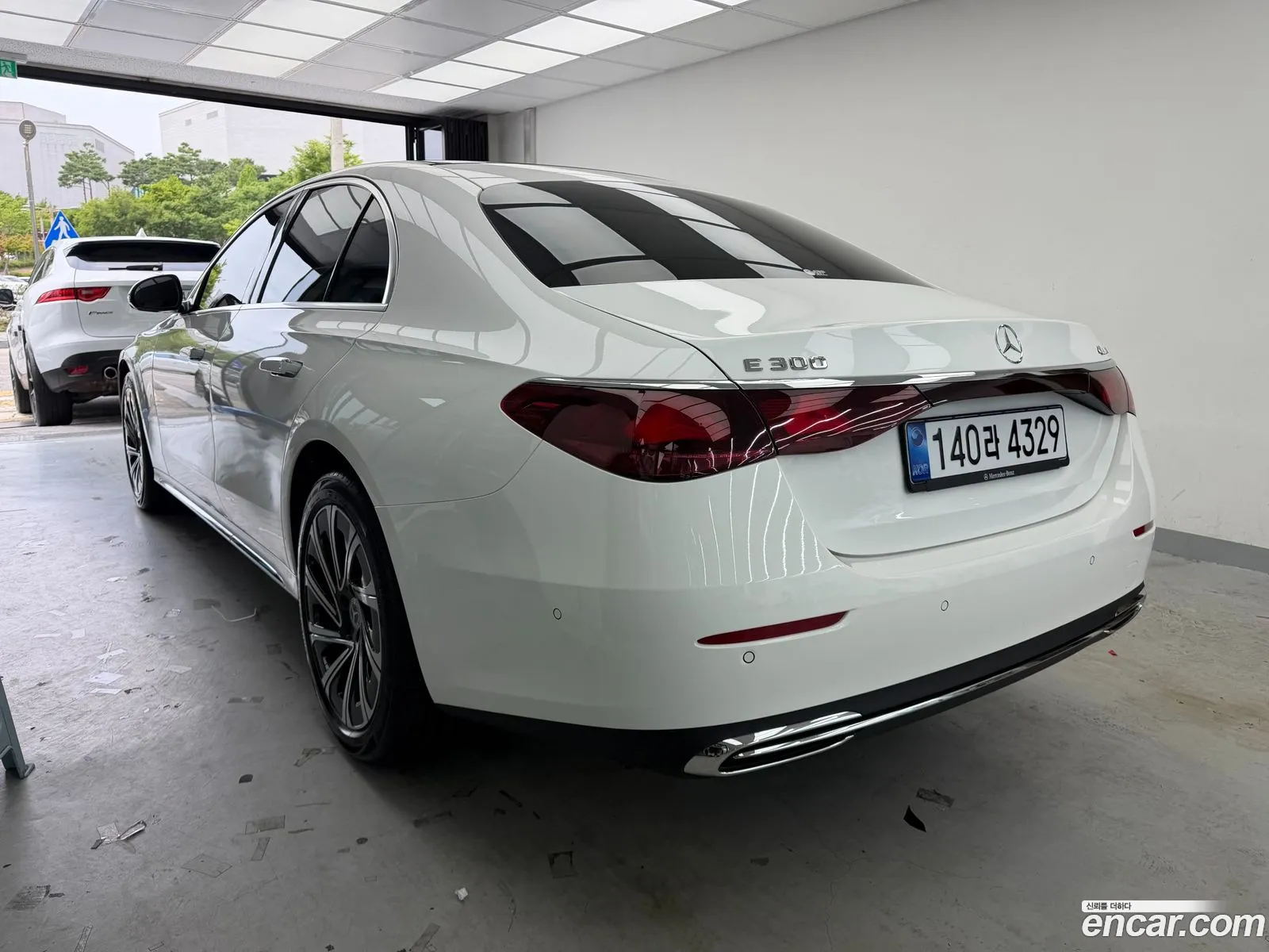 Mercedes-Benz E-Class W214 2026 — 11