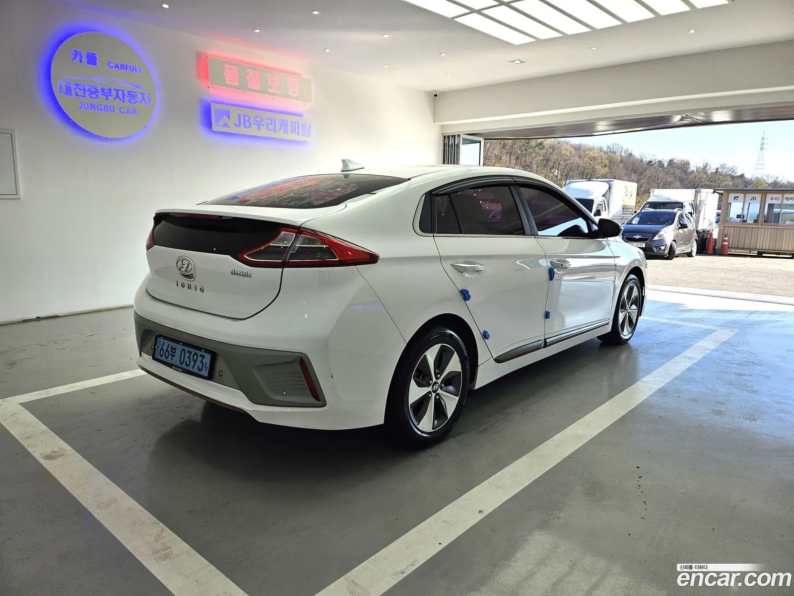 Hyundai Ioniq Electric 2016 — 2