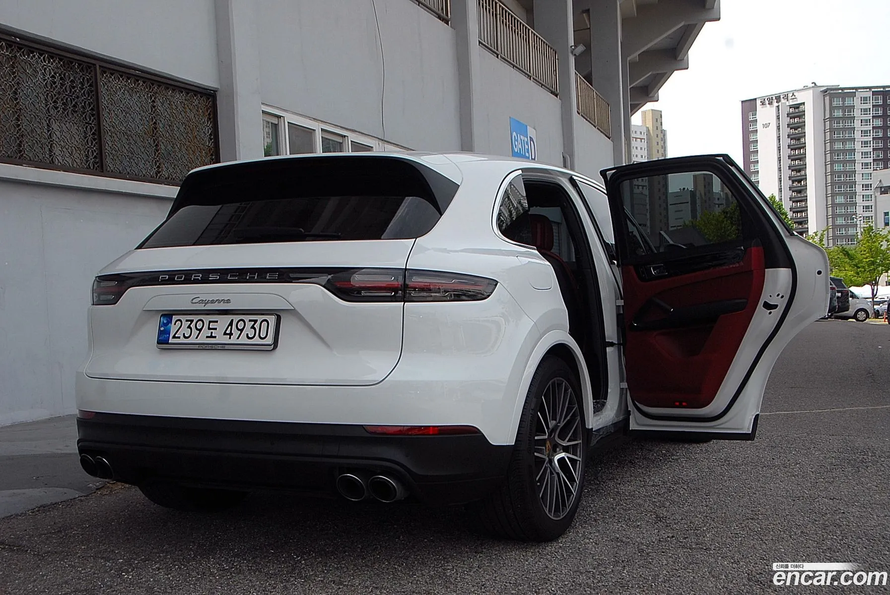 Porsche Cayenne 2023 — 8