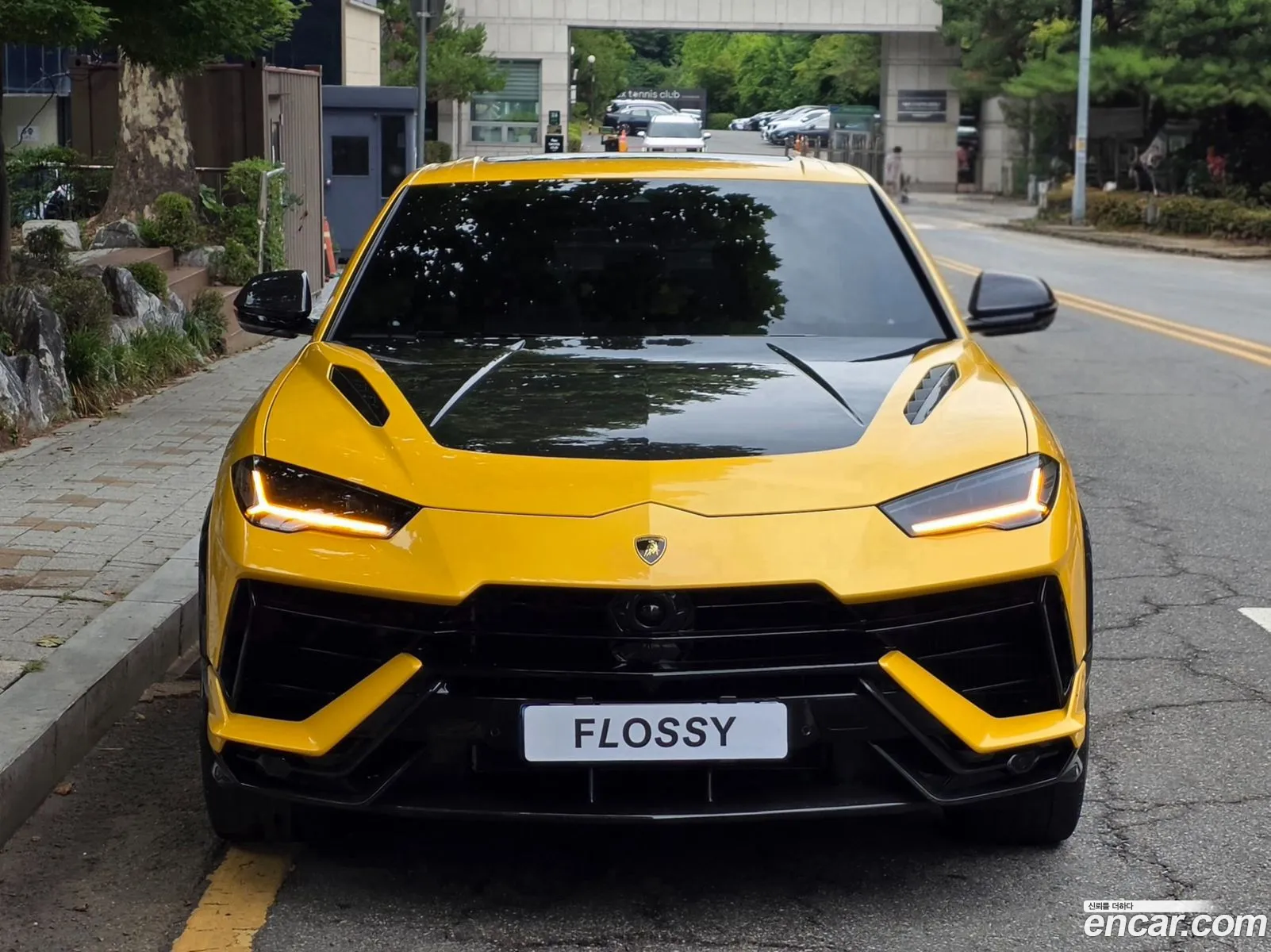 Lamborghini Urus 2024 — 2