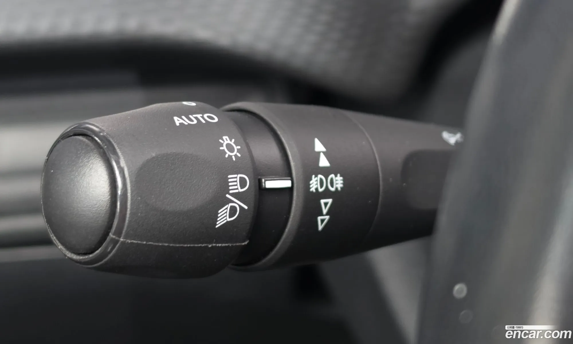 Peugeot 2008 2017 VF3CUBHYMJY000899 — 8