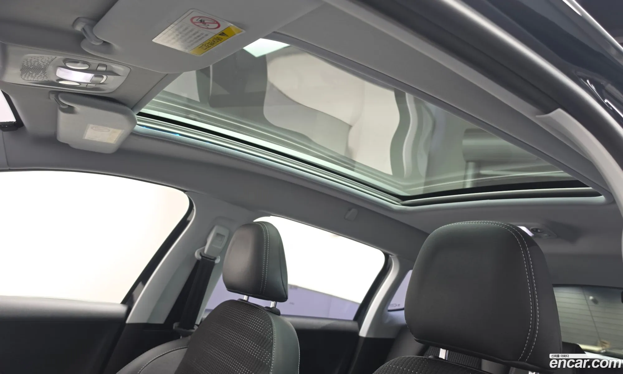 Peugeot 2008 2017 VF3CUBHYMJY000899 — 16