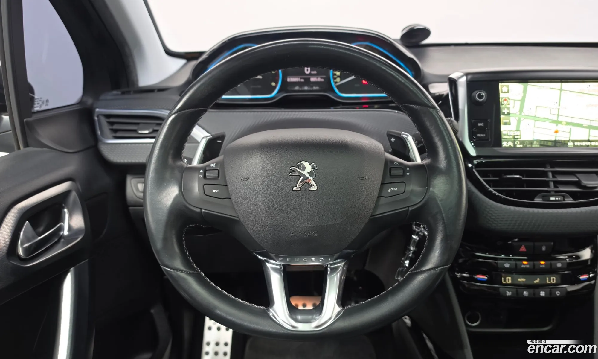 Peugeot 2008 2017 VF3CUBHYMJY000899 — 10