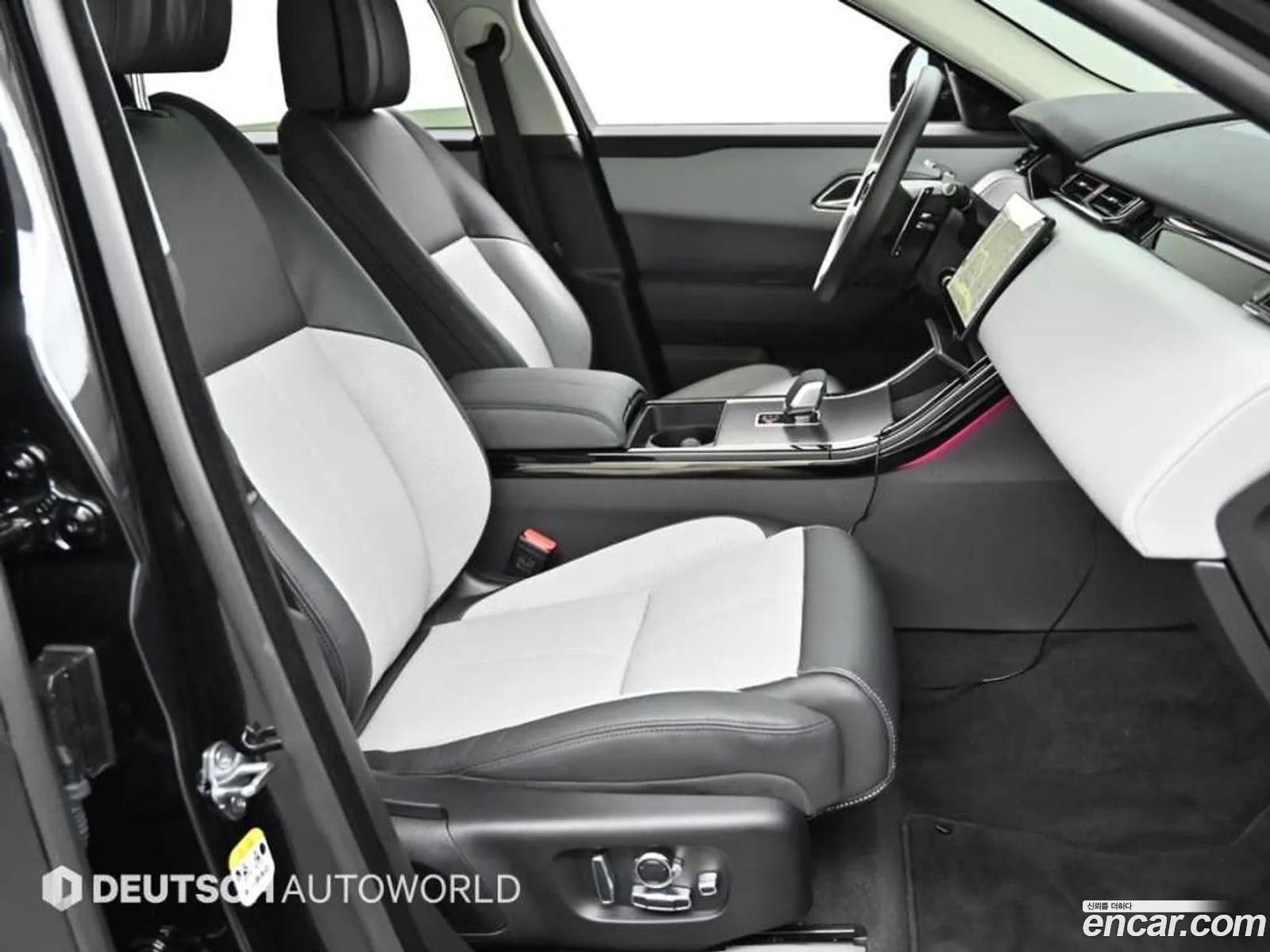Land Rover Range Rover Velar 2025 — 19